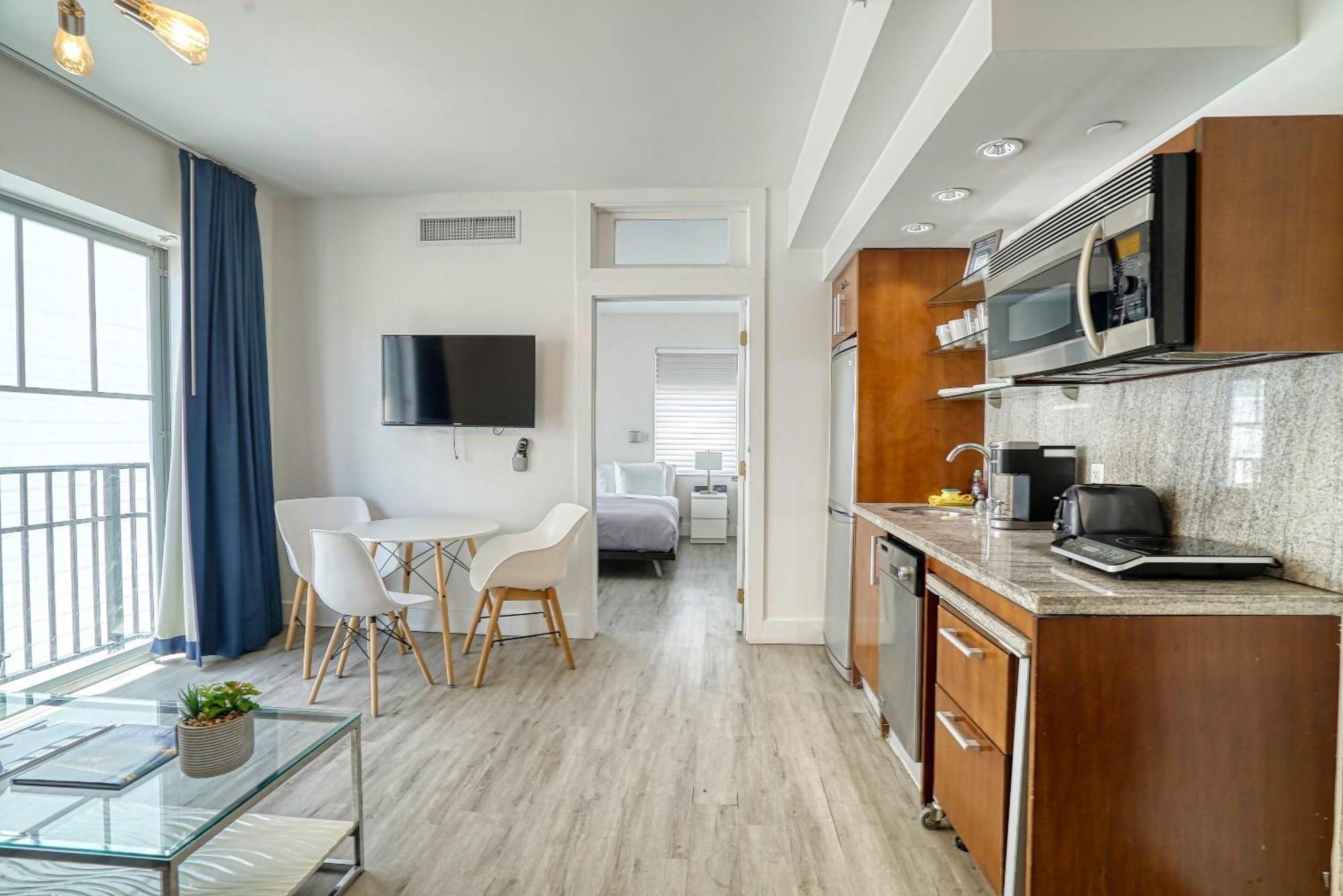 Deluxe Apartments At The Congress Miami Beach Bilik gambar