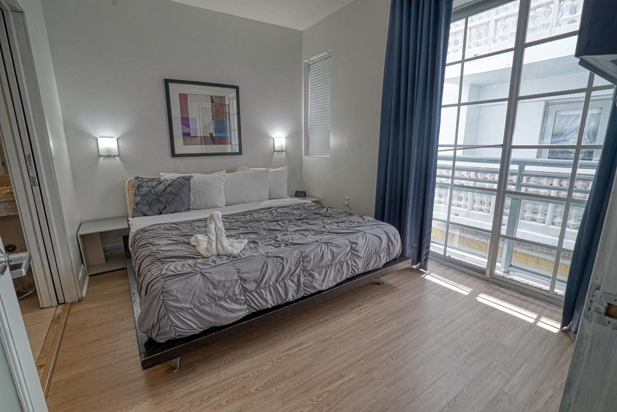 Deluxe Apartments At The Congress Miami Beach Bilik gambar