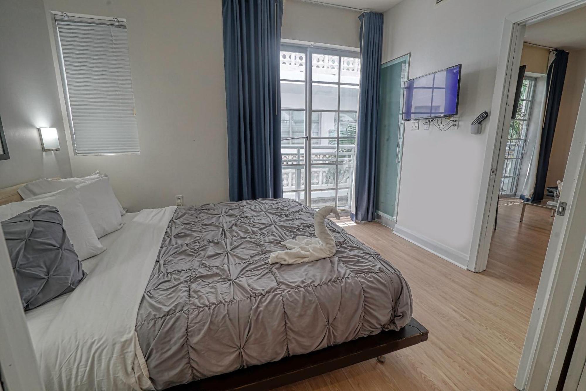 Deluxe Apartments At The Congress Miami Beach Bilik gambar